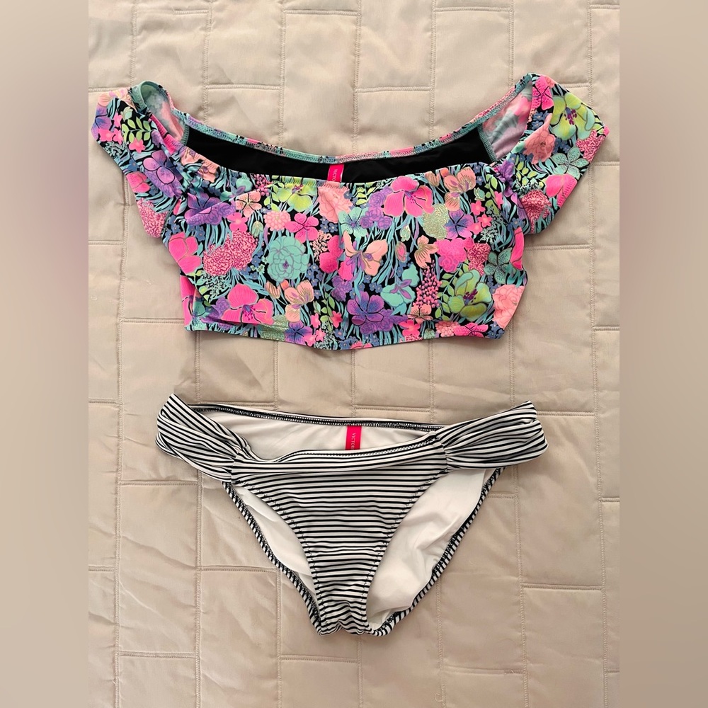Victoria’s Secret 2 piece bathing suit, mix and match, flowers, stripes, Small